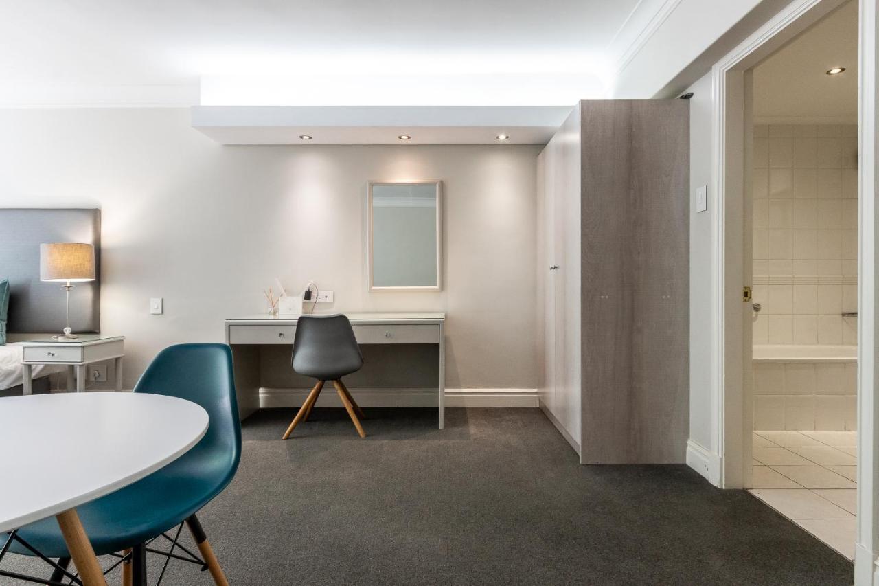 Trendy Apartment In Thibault Square City Centre Cape Town Luaran gambar