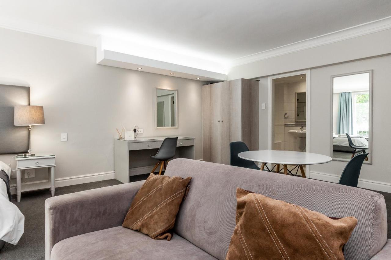 Trendy Apartment In Thibault Square City Centre Cape Town Luaran gambar
